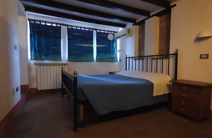 Fantone Sopra Blu Room